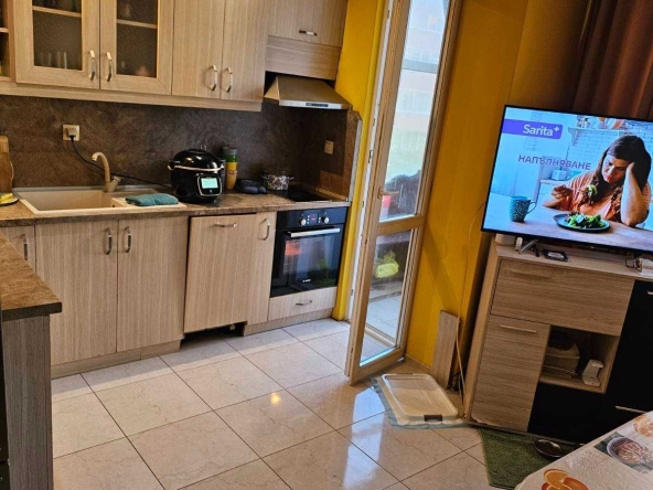 Многостаен апартамент в Разград, Варош - 113 кв.м за 677 €/кв.м - Снимка #1