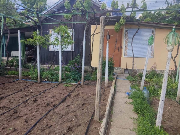 Къща в с. Копринка, Област Стара Загора - 35 кв.м за 583 €/кв.м - Снимка #1