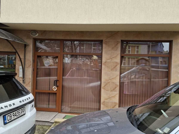 Дава се под наем Офис в Търговище, Вароша - 55 кв.м за 298.86 € - Снимка #1