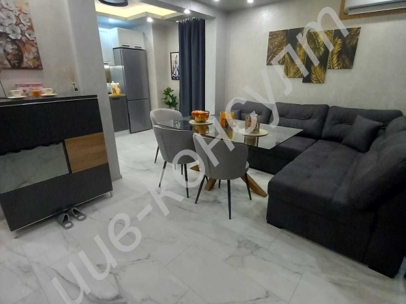 Тристаен апартамент в Велико Търново, Колю Фичето - 81 кв.м за 1196 €/кв.м - Снимка #1