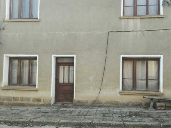 Къща в с. Ломец, Област Ловеч - 120 кв.м за 213 €/кв.м - Снимка #1