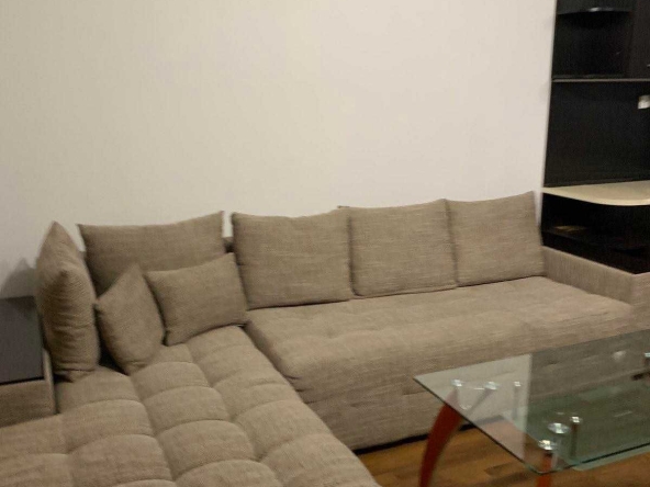 Дава се под наем Двустаен апартамент в София, Банишора - 75 кв.м за 359.04 € - Снимка #1