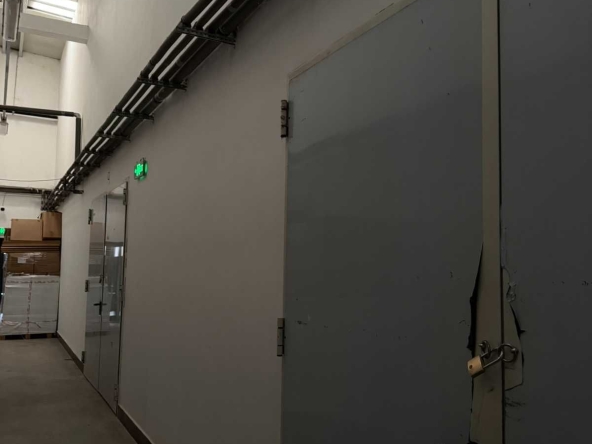 Дава се под наем Склад в София, Обеля - 120 кв.м за 718.08 € - Снимка #1