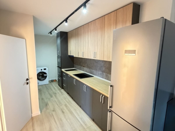 Двустаен апартамент в Плевен, Широк център - 80 кв.м за 906 €/кв.м - Снимка #1