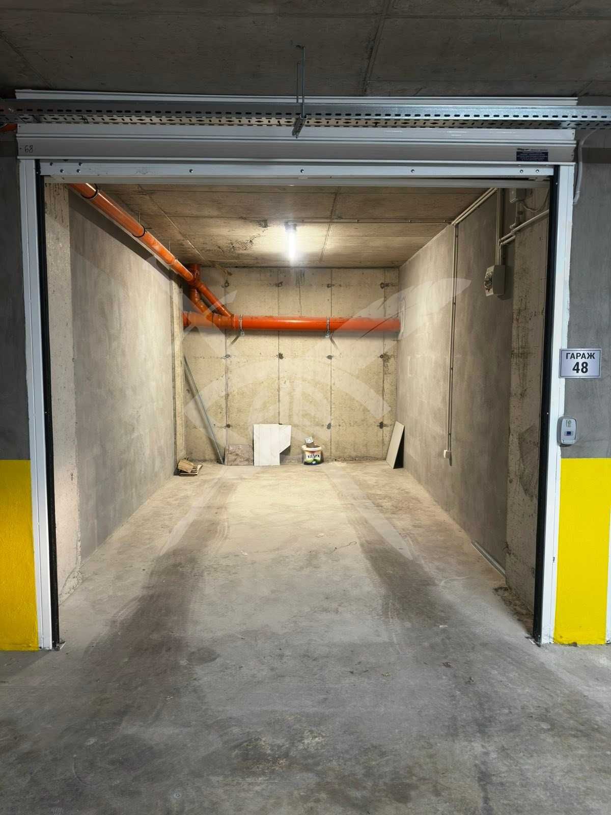 Гараж / Паркомясто в Бургас, Възраждане - 18 кв.м за 992 €/кв.м - Снимка #1