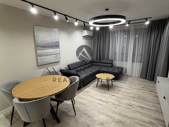 Четиристаен апартамент в Пловдив, Тракия - 106 кв.м за 1083 €/кв.м - Снимка #1
