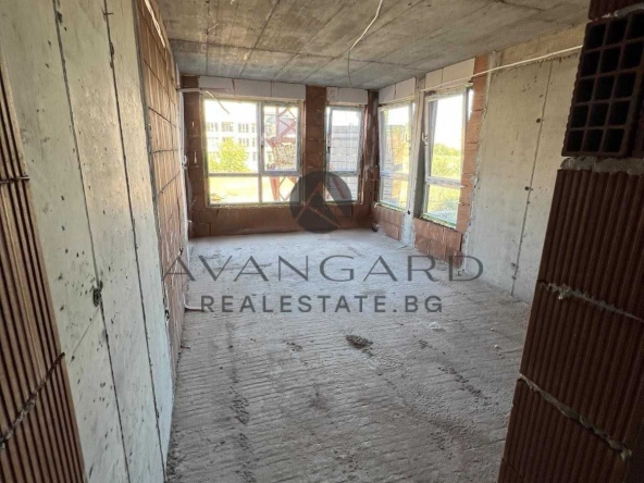 Двустаен апартамент в Пловдив, Христо Смирненски - 64 кв.м за 1108 €/кв.м - Снимка #1