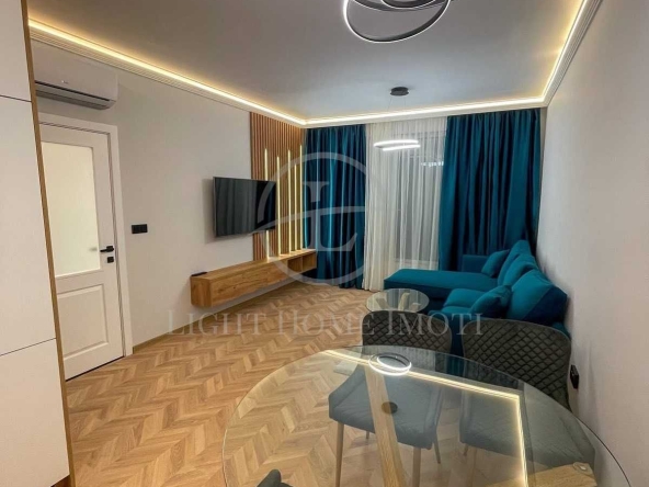 Двустаен апартамент в Пловдив, Кършияка - 66 кв.м за 1144 €/кв.м - Снимка #1