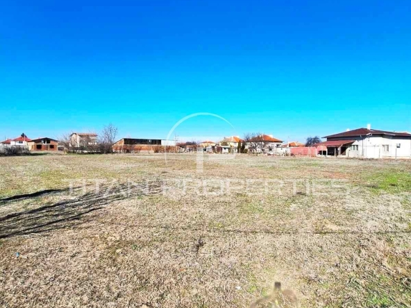 Парцел в с. Рогош, Област Пловдив - 1548 кв.м за 37 €/кв.м - Снимка #1