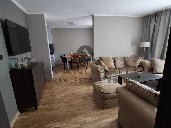Четиристаен апартамент в Пловдив, Център - 146 кв.м за 1105 €/кв.м - Снимка #1