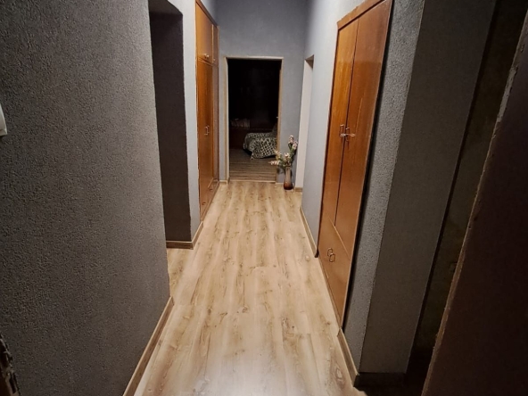 Тристаен апартамент в Сандански - 98 кв.м за 807 €/кв.м - Снимка #1