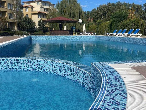 Двустаен апартамент в Обзор - 64 кв.м за 985 €/кв.м - Снимка #1