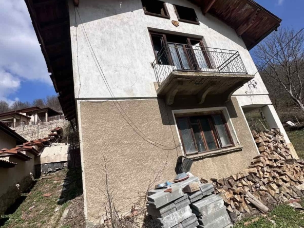 Къща в с. Рибарица, Област Ловеч - 100 кв.м за 291 €/кв.м - Снимка #1