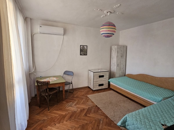 Дава се под наем Едностаен апартамент в Благоевград, Запад - 39 кв.м за 228.99 € - Снимка #1