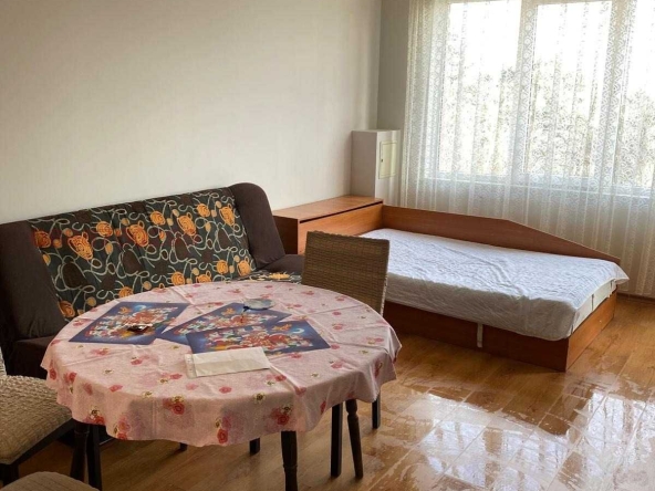 Дава се под наем Двустаен апартамент в София, Хиподрума - 52 кв.м за 473.79 € - Снимка #1