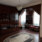 Етаж от къща в София, Модерно предградие - 100 кв.м за 638 €/кв.м - Снимка #1