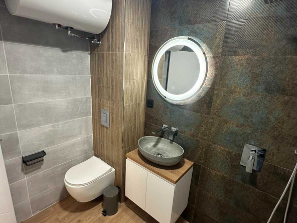 Дава се под наем Двустаен апартамент в София, Малинова долина - 70 кв.м за 747.66 € - Снимка #1