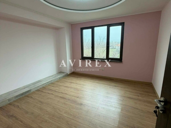 Къща в с. Бяла река, Област Пловдив - 351 кв.м за 145 €/кв.м - Снимка #1