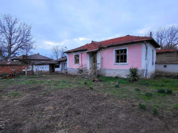 Къща в с. Опълченец, Област Стара Загора - 60 кв.м за 230 €/кв.м - Снимка #1