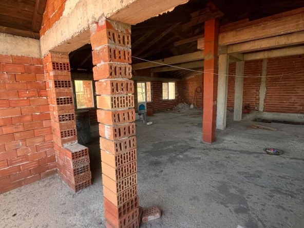 Къща в Асеновград - 300 кв.м за 500 €/кв.м - Снимка #1