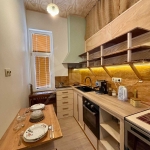 Дава се под наем Тристаен апартамент в Бургас, Център - 85 кв.м за 797.64 € - Снимка #1