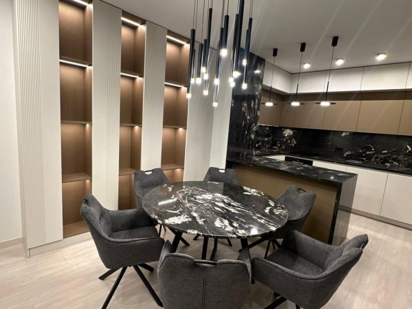 Тристаен апартамент в София, Кръстова вада - 132 кв.м за 2077 €/кв.м - Снимка #1