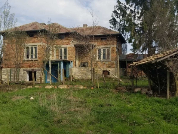 Къща в с. Гешаново, Област Добрич - 100 кв.м за 127 €/кв.м - Снимка #1