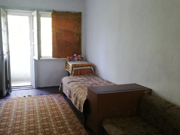 Двустаен апартамент в Долни чифлик - 74 кв.м за 331 €/кв.м - Снимка #1