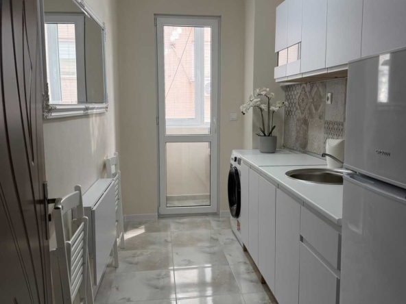 Двустаен апартамент в Плевен, Широк център - 53 кв.м за 1173 €/кв.м - Снимка #1