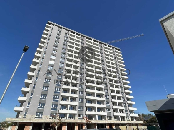 Двустаен апартамент в Пловдив, Кършияка - 73 кв.м за 594 €/кв.м - Снимка #1