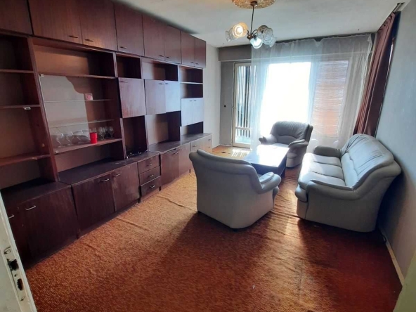 Двустаен апартамент в Шумен, Боян Българанов 2 - 76 кв.м за 1007 €/кв.м - Снимка #1