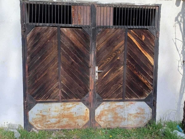 Гараж / Паркомясто в Благоевград, Еленово 1 - 19 кв.м за 537 €/кв.м - Снимка #1