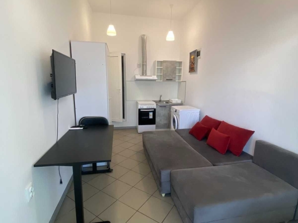 Дава се под наем Едностаен апартамент в Варна, Погреби - 35 кв.м за 278.97 € - Снимка #1