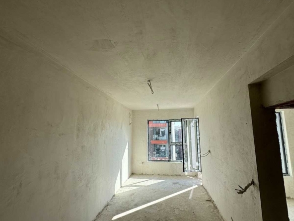 Двустаен апартамент в Плевен, Идеален център - 68 кв.м за 747 €/кв.м - Снимка #1