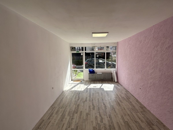 Дава се под наем Магазин в София, Борово - 22 кв.м за 418.71 € - Снимка #1