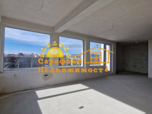 Тристаен апартамент в Бургас, Сарафово - 145 кв.м за 809 €/кв.м - Снимка #1