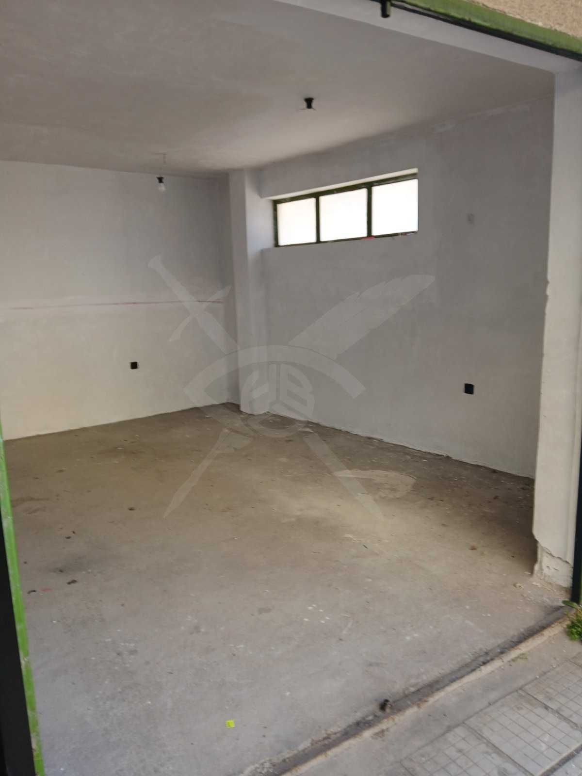 Гараж / Паркомясто в Пловдив, Каменица 1 - 31 кв.м за 774 €/кв.м - Снимка #1