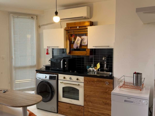 Дава се под наем Едностаен апартамент в София, Дианабад - 45 кв.м за 408.51 € - Снимка #1