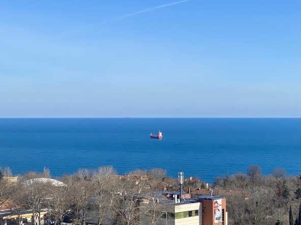 Двустаен апартамент в Варна, Бриз - 69 кв.м за 1848 €/кв.м - Снимка #1