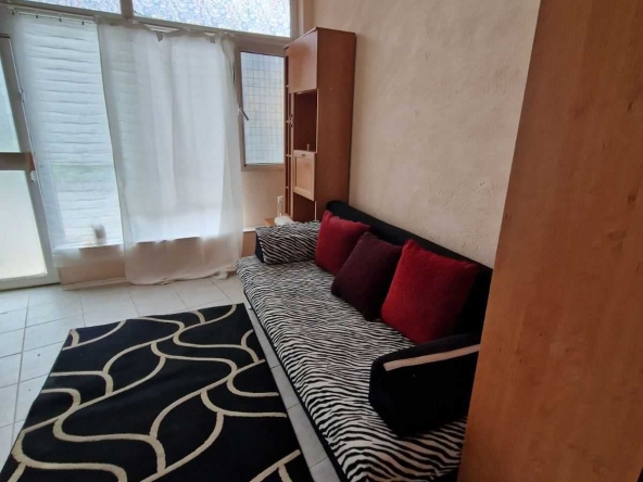 Дава се под наем Едностаен апартамент в Варна, Аспарухово - 37 кв.м за 199.41 € - Снимка #1