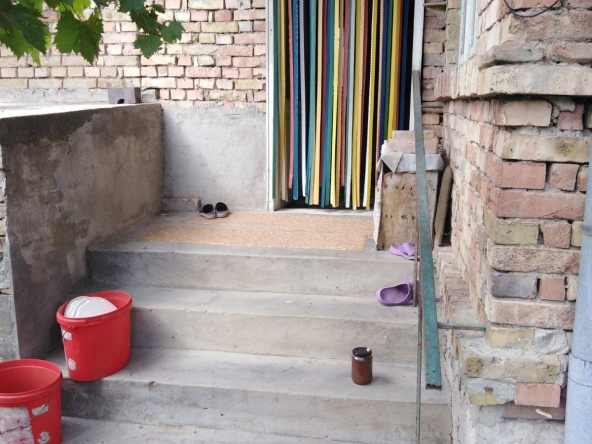 Къща в Вълчи дол - 190 кв.м за 242 €/кв.м - Снимка #1