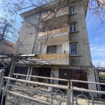 Етаж от къща в Мездра - 128 кв.м за 339 €/кв.м - Снимка #1