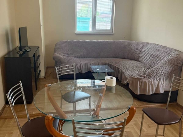 Дава се под наем Двустаен апартамент в София, Хиподрума - 60 кв.м за 548.25 € - Снимка #1