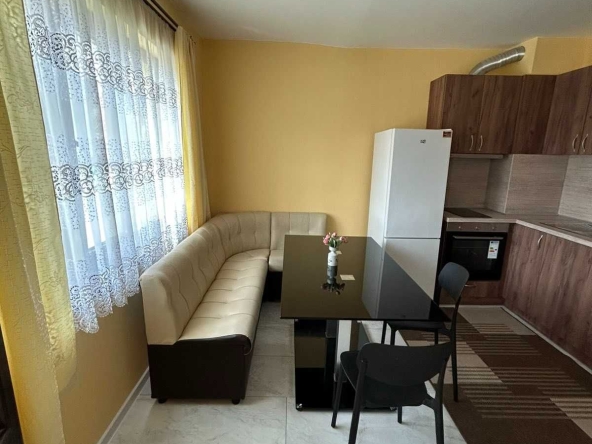 Дава се под наем Двустаен апартамент в Варна, Левски - 60 кв.м за 448.8 € - Снимка #1