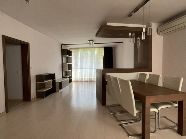 Дава се под наем Тристаен апартамент в София, Център - 110 кв.м за 677.79 € - Снимка #1