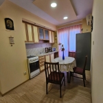 Дава се под наем Тристаен апартамент в Пловдив, Изгрев - 80 кв.м за 359.04 € - Снимка #1