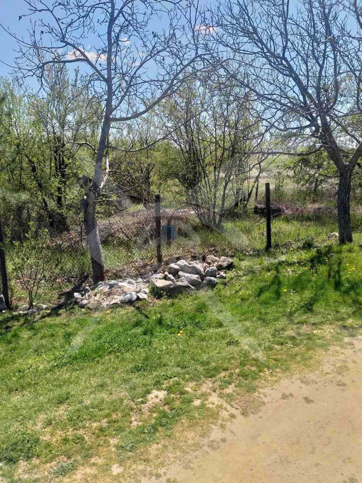 Парцел в с. Кръстевич, Област Пловдив - 1016 кв.м за 10 €/кв.м - Снимка #1