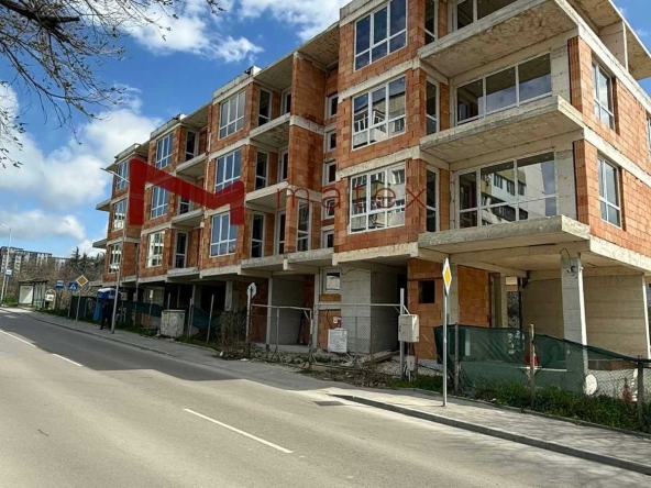 Четиристаен апартамент в Варна, Кайсиева градина - 105 кв.м за 678 €/кв.м - Снимка #1