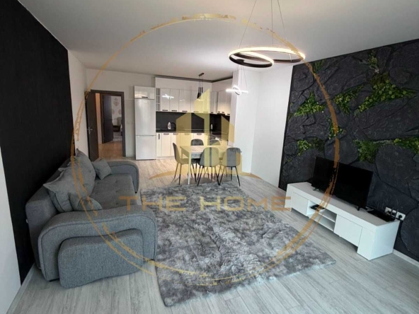 Дава се под наем Четиристаен апартамент в Варна, Бриз - 165 кв.м за 1495.83 € - Снимка #1