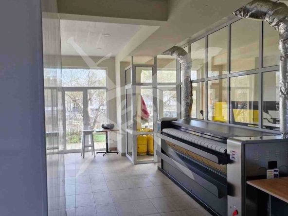 Магазин в Созопол - 227 кв.м за 742 €/кв.м - Снимка #1